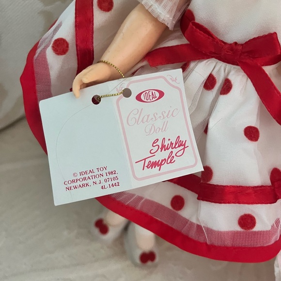 2 Shirley Temple Classic Dolls - Picture 2 of 8